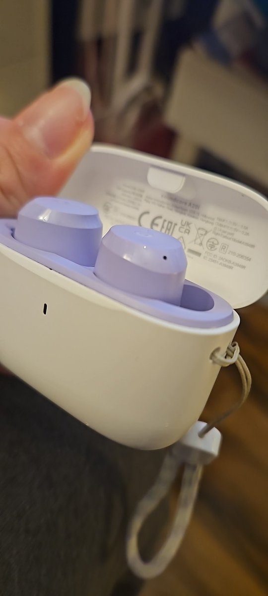 mimi absolutely definitely seeing bts 🤡 tweet media