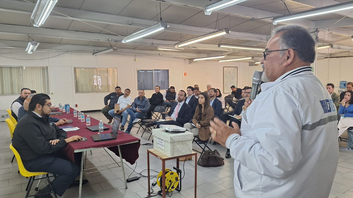 Martín López Delgado tweet media