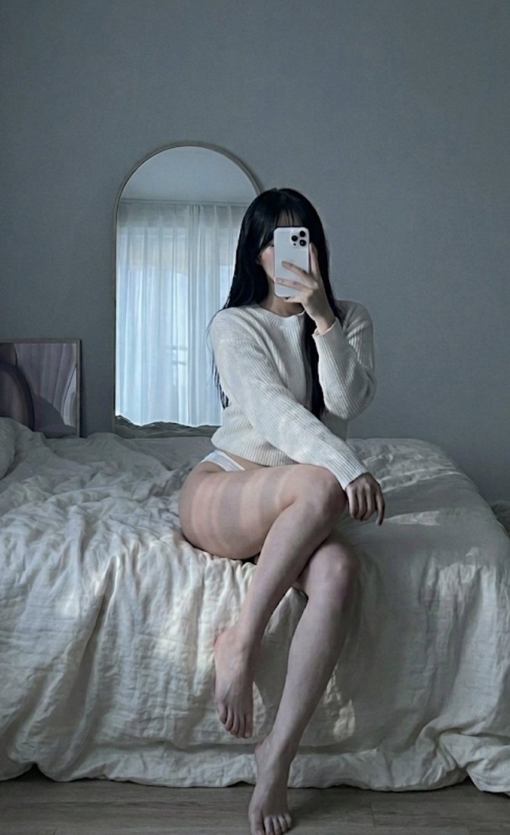 cute catalog tweet media