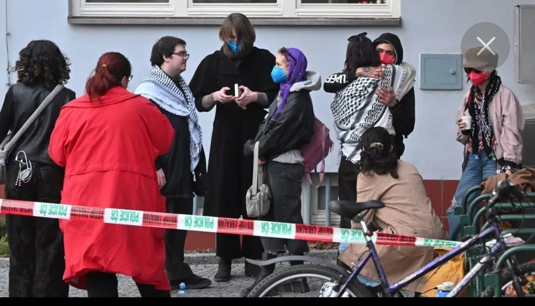 A.Günsberger tweet media