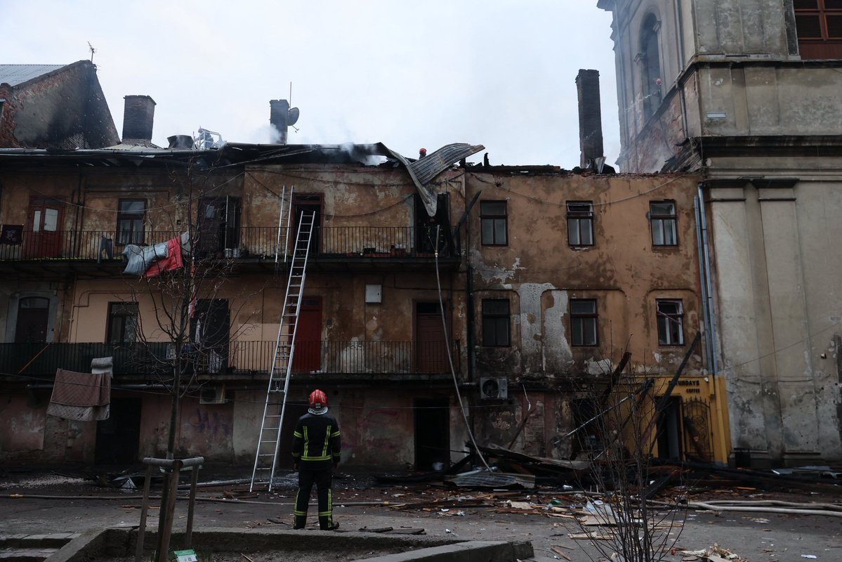 Тарас Іщик tweet media