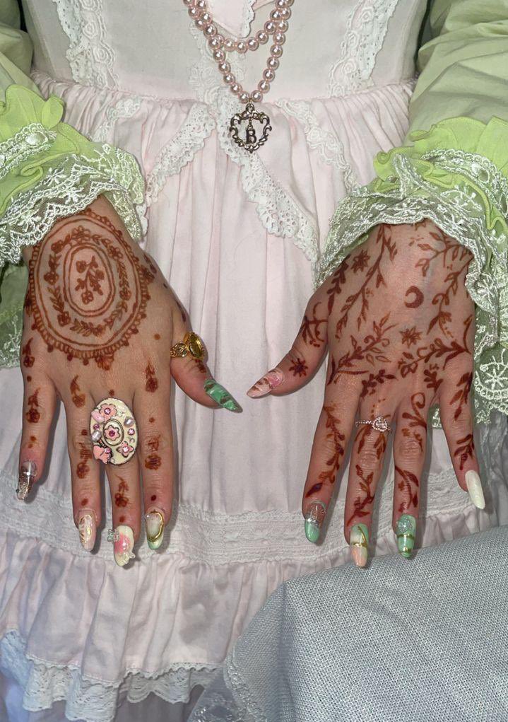 faeryel 🌸 tweet media