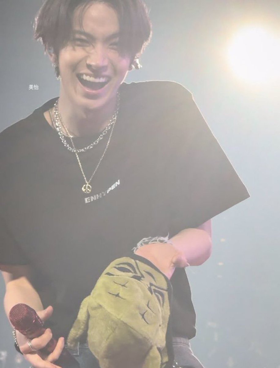 ‎ joanna ꫂ᭪ tweet media