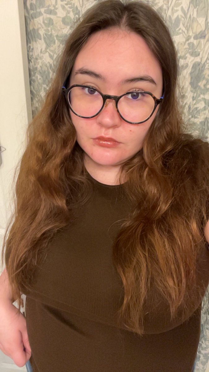 Syd (Super Yuppers Devotee) tweet media