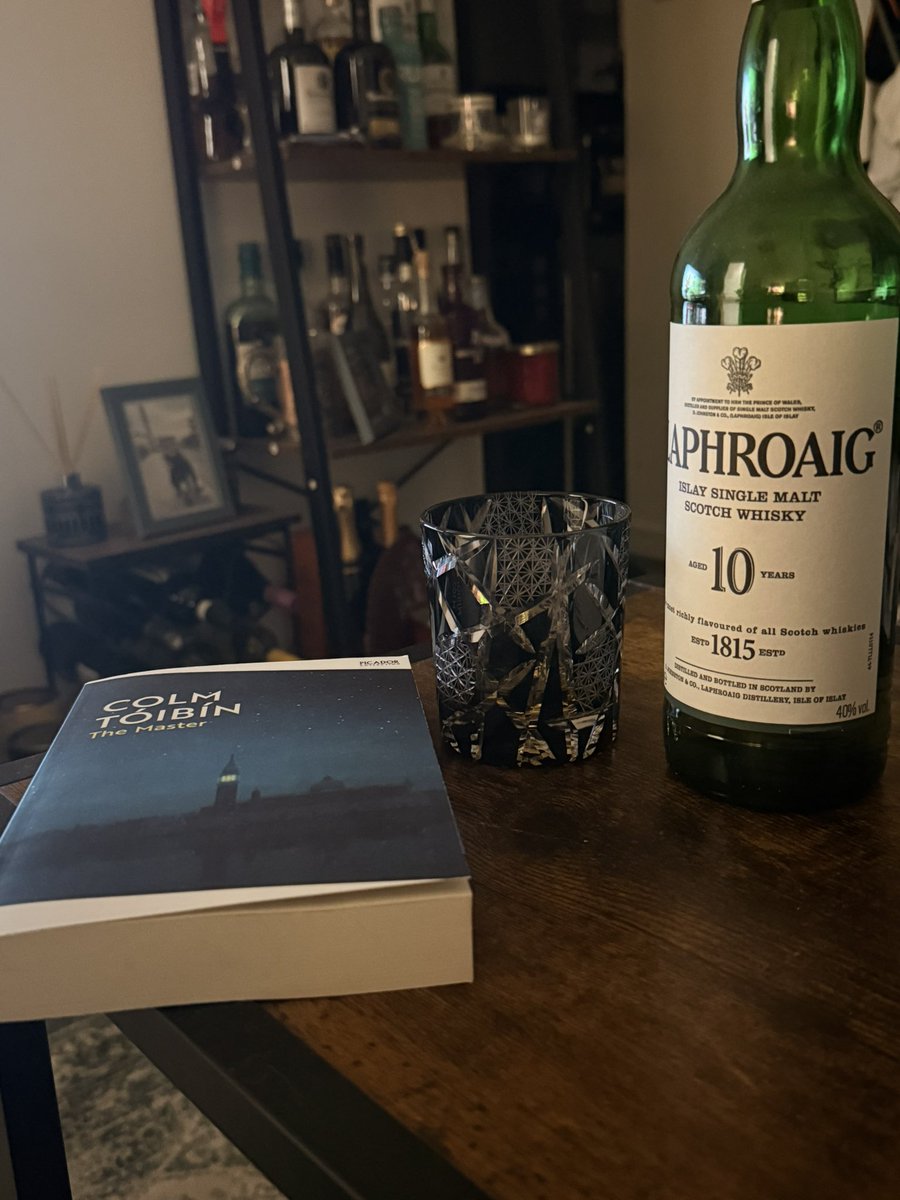 Penthesilea tweet media