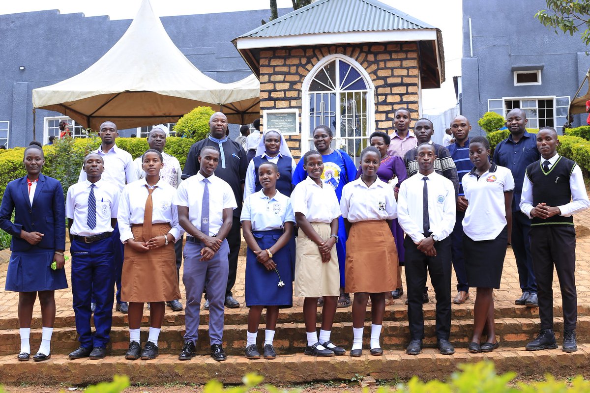 RUSHOROZA SECONDARY SCHOOLS CURIA tweet media