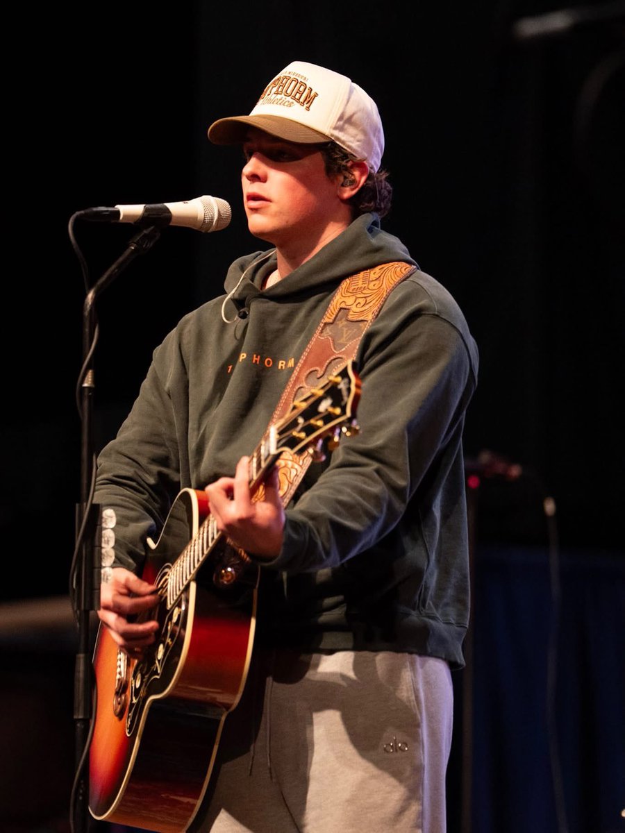 Why don’t you come on over… to some shows this weekend 🤝⬇️ jacksonwendell.com/jwshows

3.26 - Fort Worth, TX
3.28 - Nacogdoches, TX