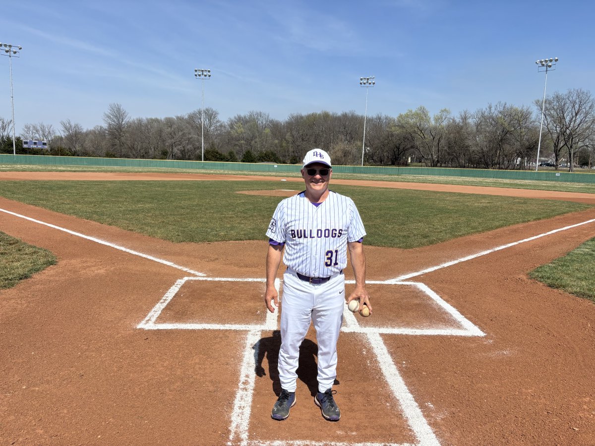 Douglass Bulldogs tweet media