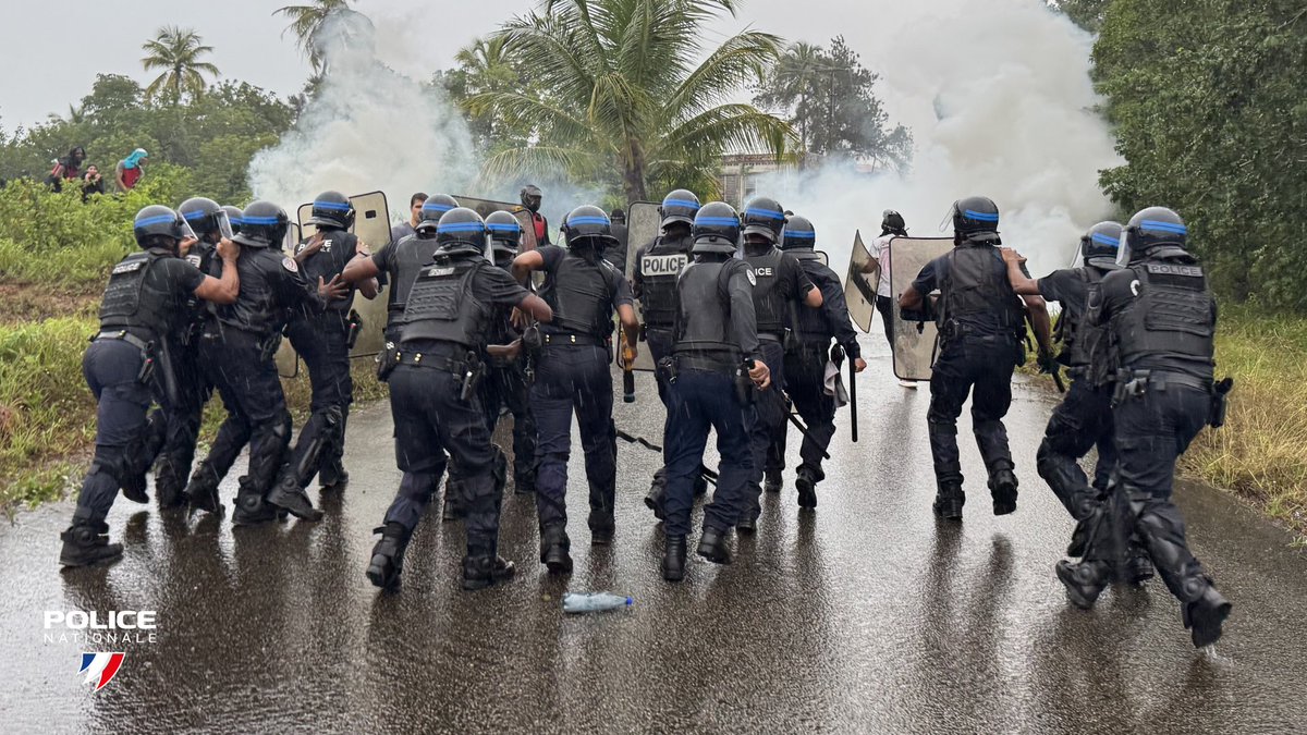 Police Nationale 973 tweet media