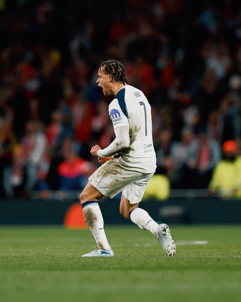 Richlyrichard tweet media