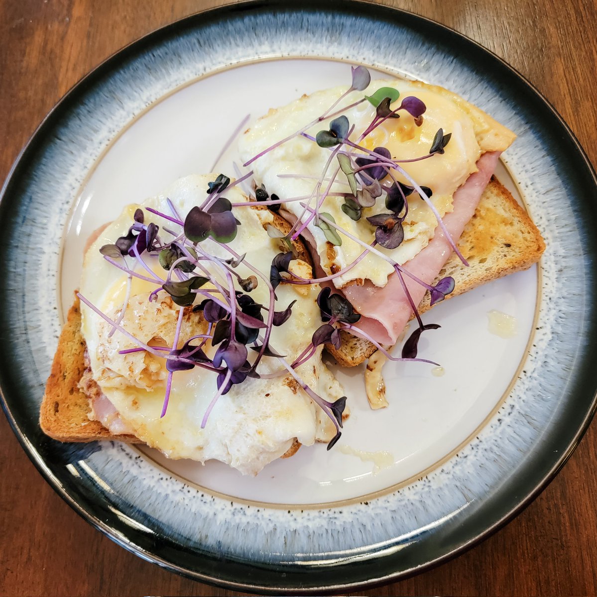 Sarah Cameron tweet media