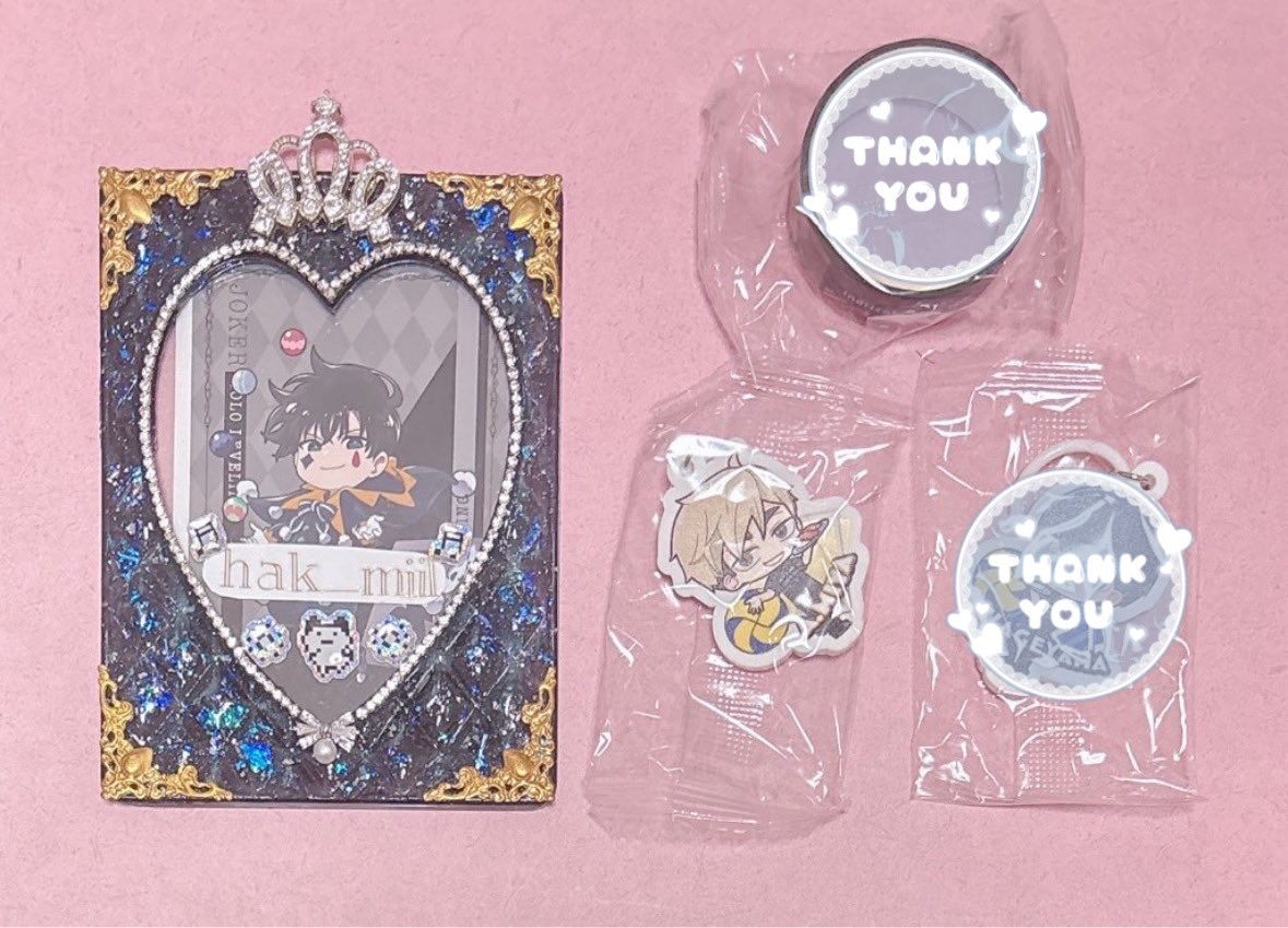 み る く tweet media