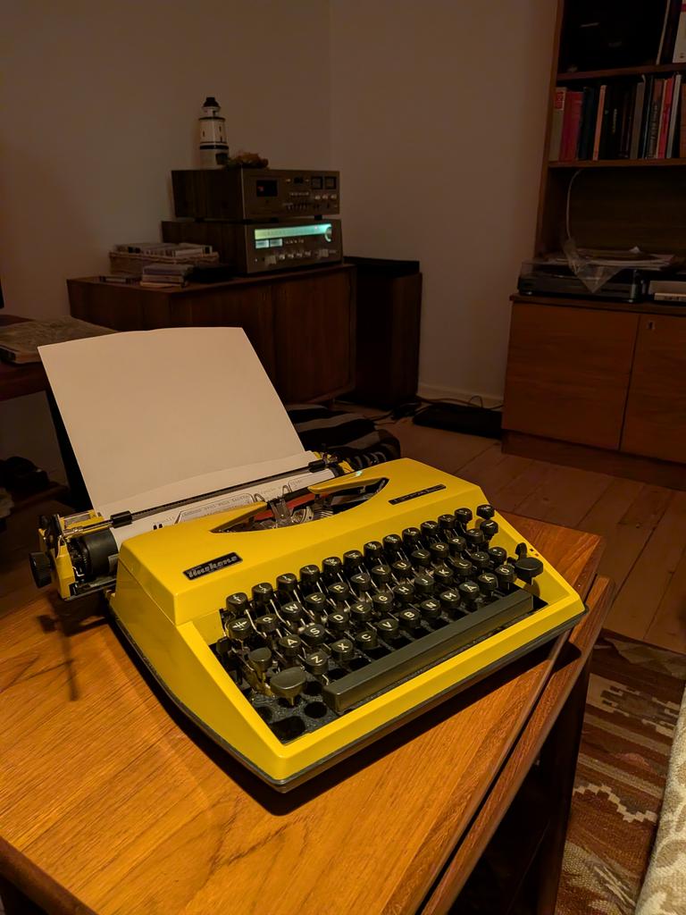 First post on this account in ages. 

Been focusing on my career change into becoming a librarian and my non-internet hobbies like writing poems and short stories. 

Who knows, might even post some here after i have moved them from my notebooks to paper and have scanned them.