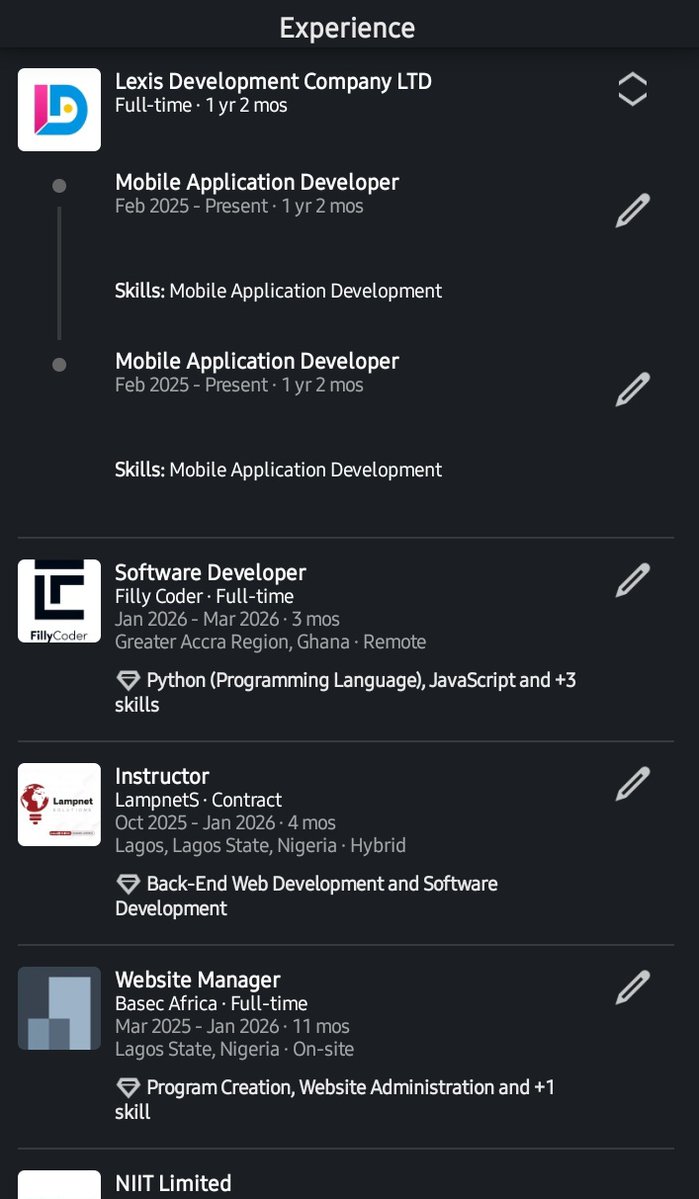 DEF CON👽 tweet media