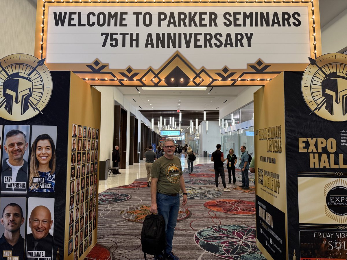 Boise_Chiro's tweet photo. Ever wonder what a #parkerseminars #chiropractic conference in #parkervegas looks like? We brought back loads of #knowledge to better serve our patient. 
#business
#garyvee https://t.co/Kjo2Sry7ZT