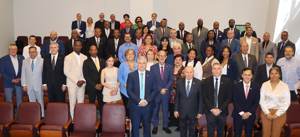 Parlamento Latinoamericano y Caribeño tweet media