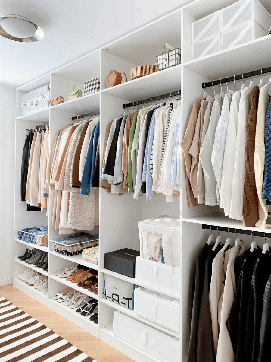 yantcarissa's tweet photo. "Declutter → Donate → Delight!  Old items find new love—your clutter clears, someone’s joy grows. #DeclutterWithPurpose" https://t.co/eYKe3F2cwE
