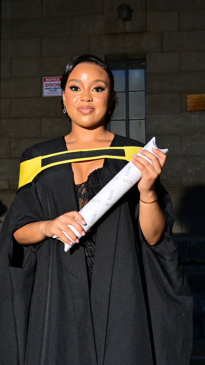 BornAfrikan's tweet photo. Dad’s Proud Moments.{Congratulations to my daughter for graduating 24/3/26//BA in Industrial Psychology 💪🏾 https://t.co/GVz7JEG2jZ