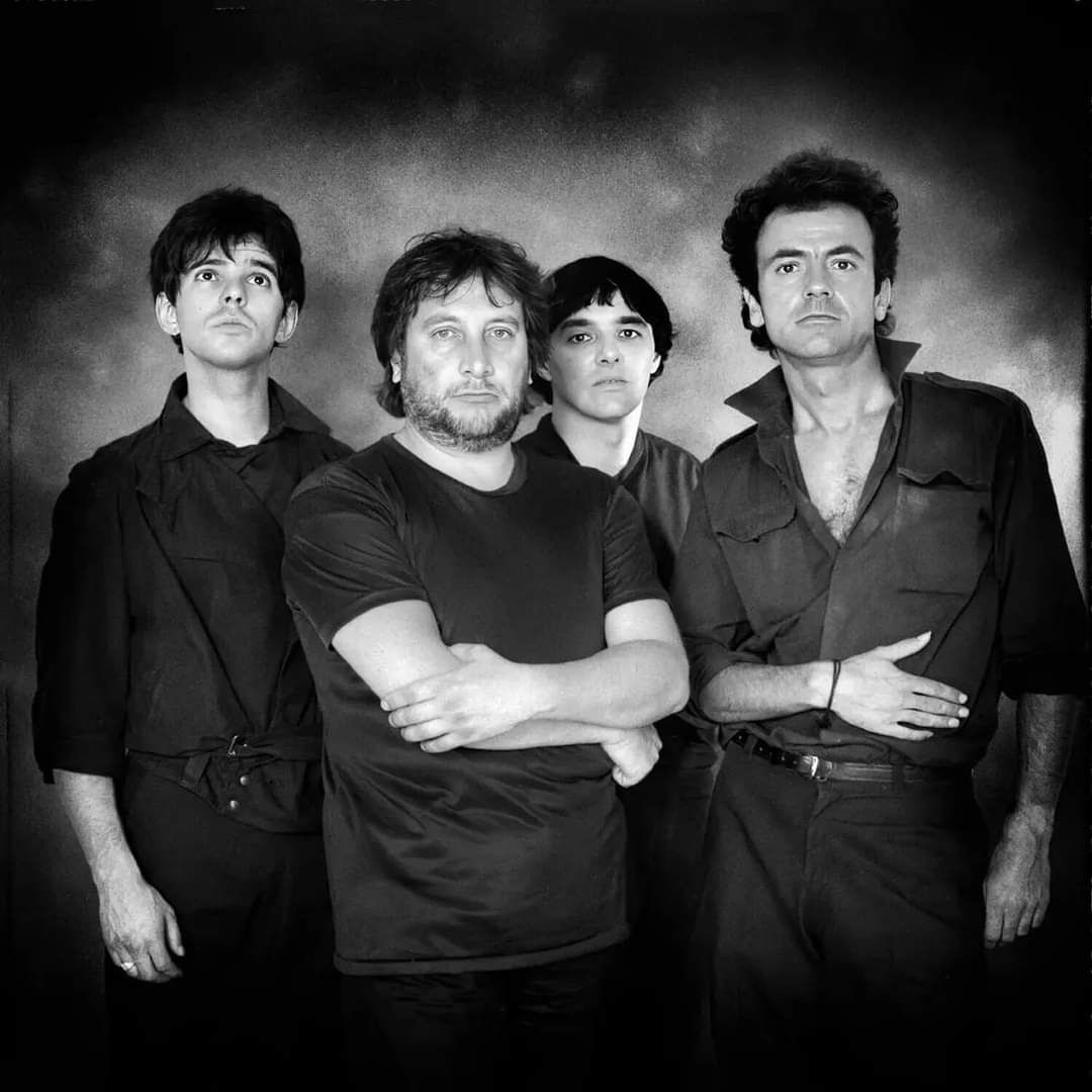 KEZ O))) tweet media