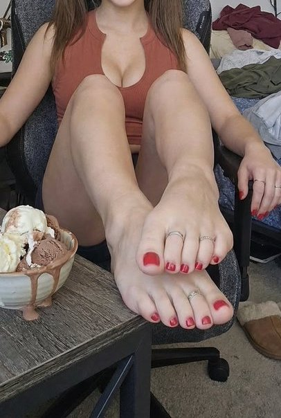 hayleyyy tweet media