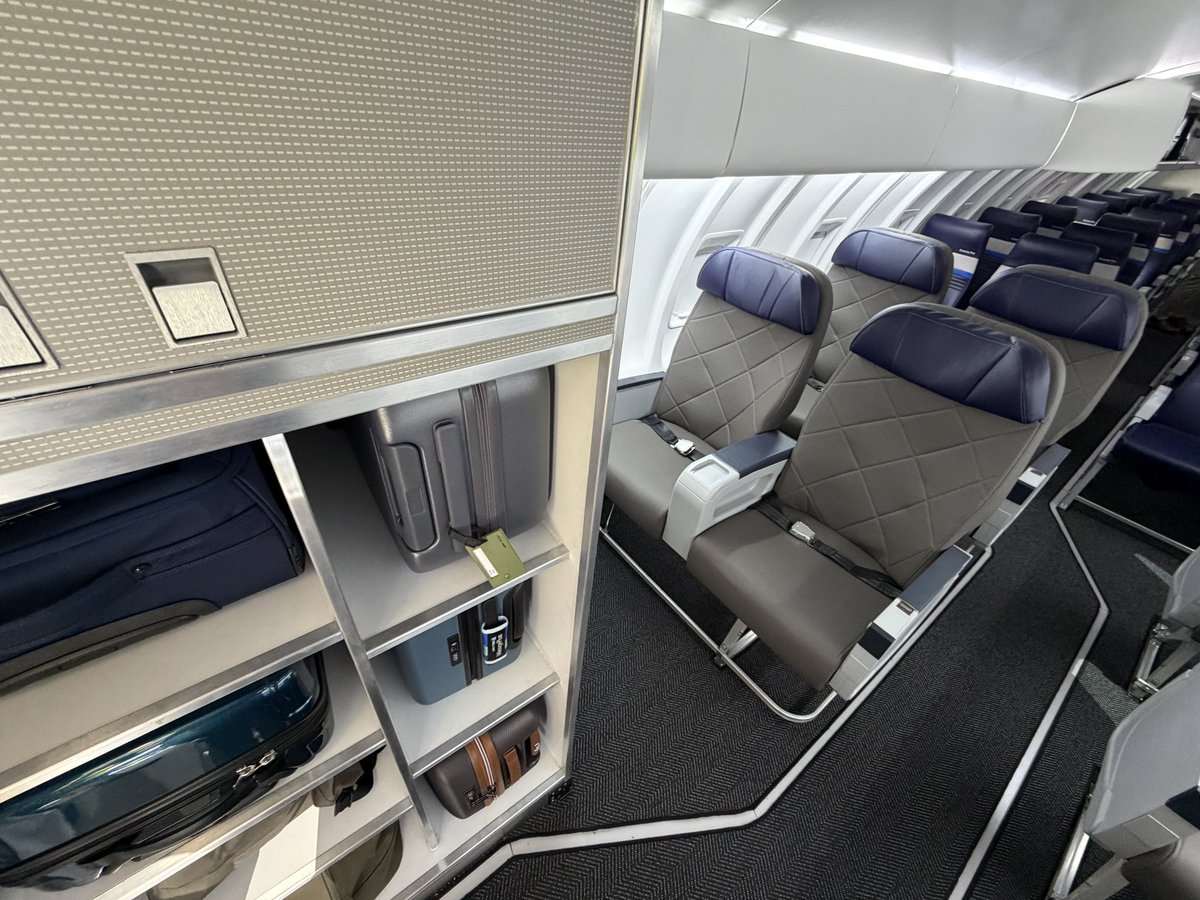 Jamie Larounis tweet media