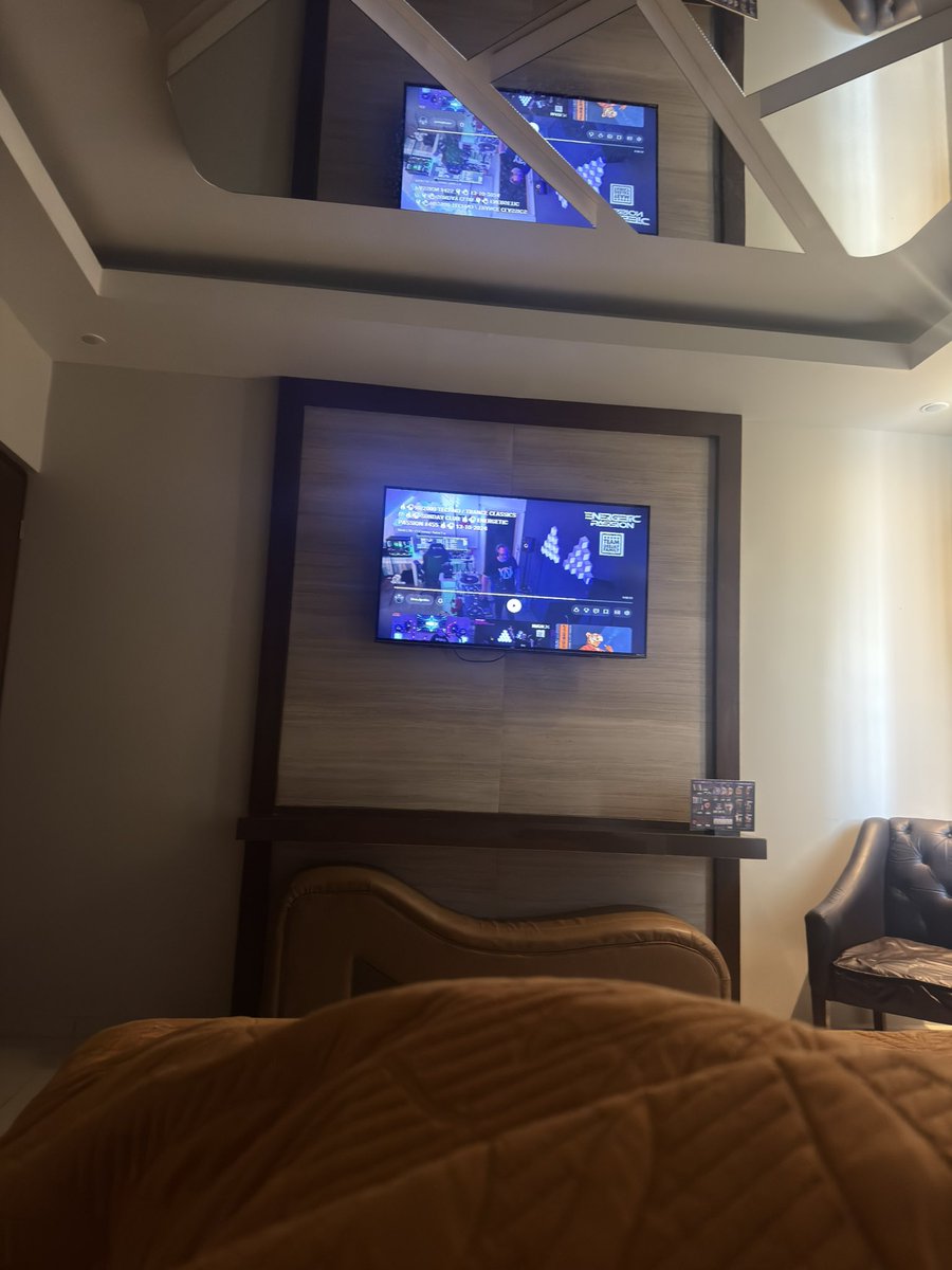 ݁ ˖Ი𐑼⋆ 𝑏𝑢𝑛𝑛𝑦 ݁ ˖Ი𐑼⋆ tweet media