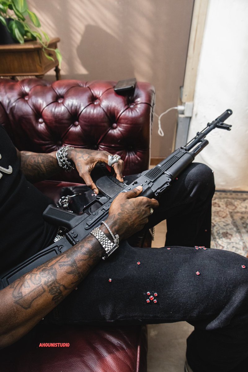 ahouni.studio tweet media