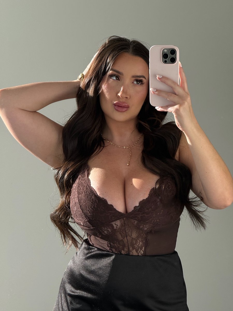 Layla Mae tweet media