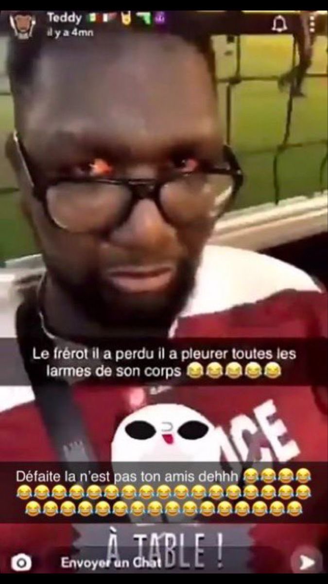 djahid0o's tweet photo. j’ai envoyé ma tête a une meuf sur snap j’ai vu la croix grise juste après https://t.co/Cv1FvMSFqK