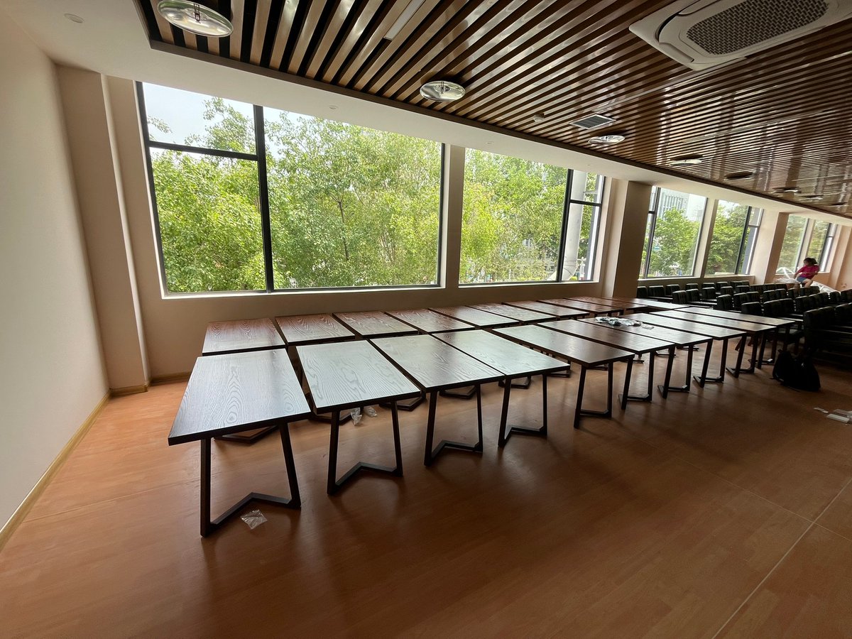 vanityvan tweet media