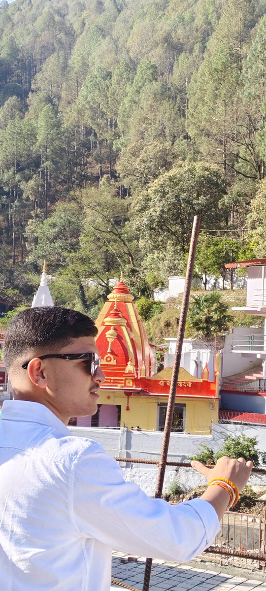 राजा बसु 🇮🇳🚩 tweet media