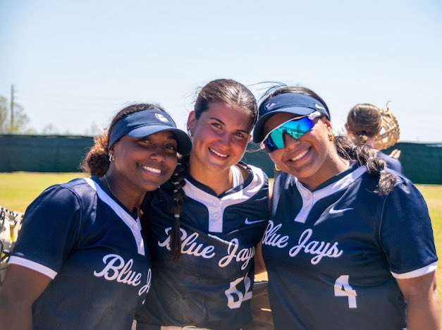 WestmoSoftball tweet media