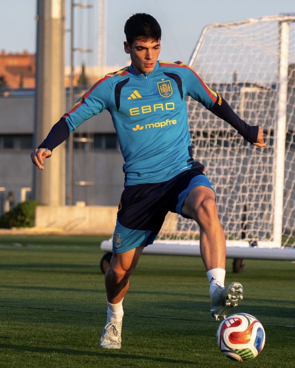 Aleix Piqué tweet media