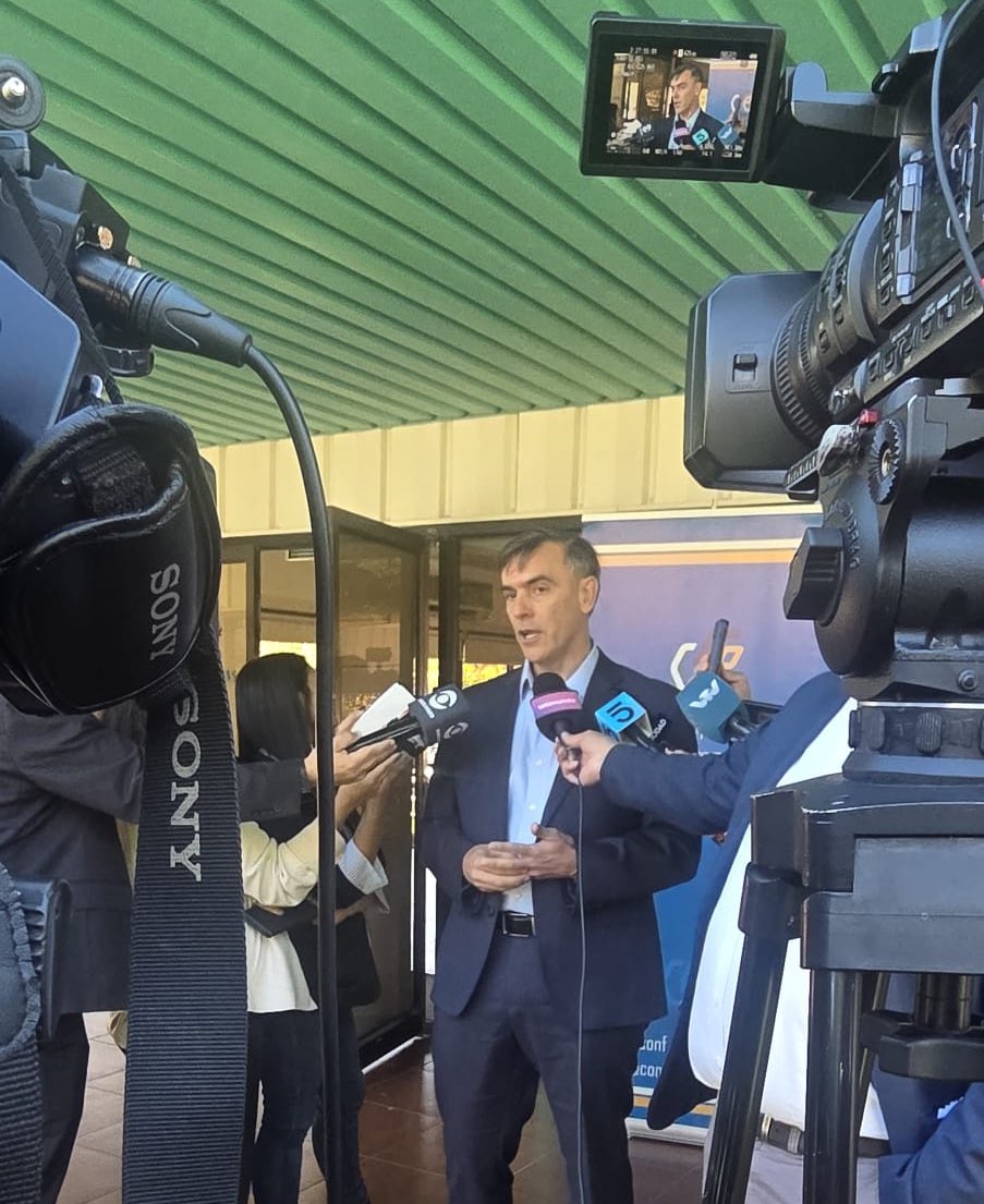 Confederación de Cámaras Empresariales Uruguay tweet media