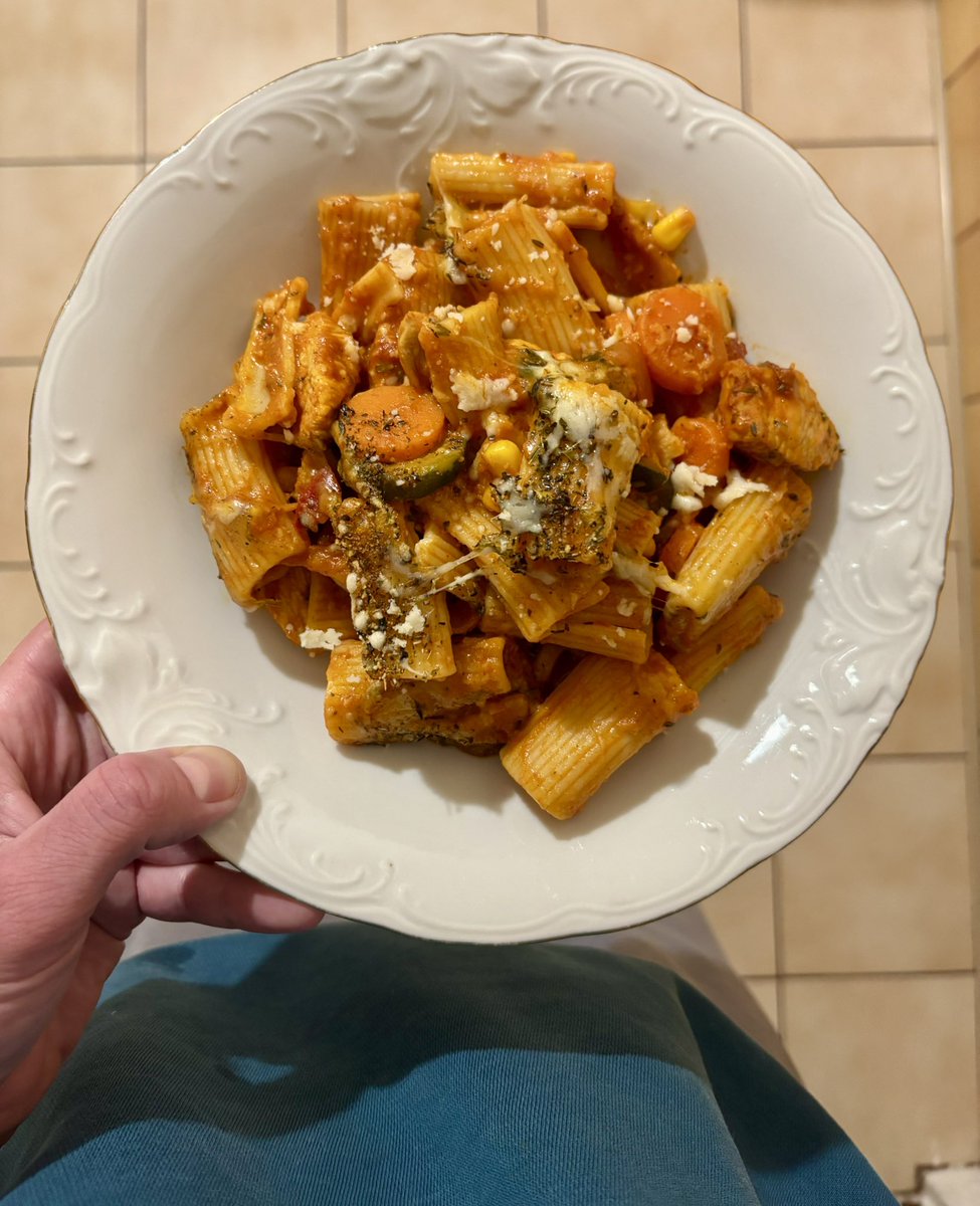 Olivia Gutierez tweet media