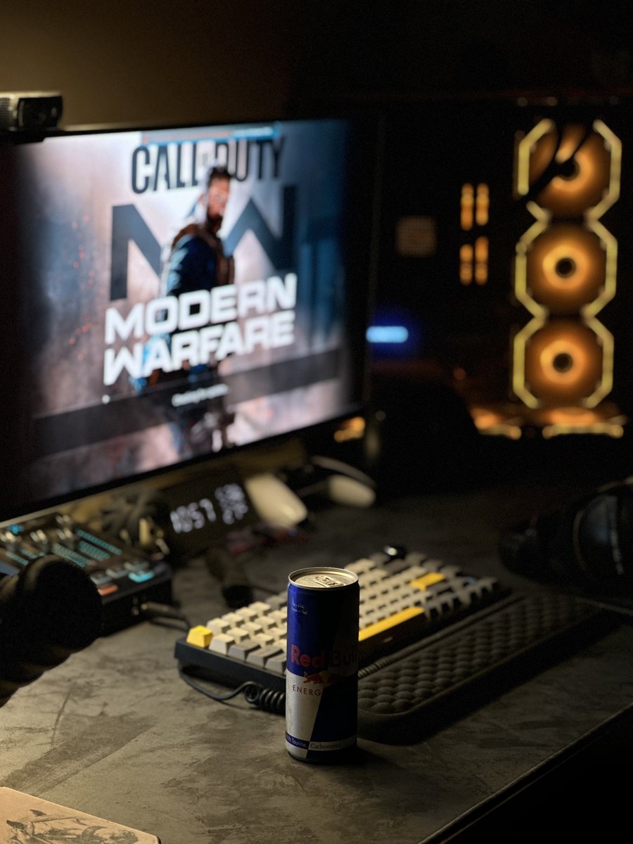 مُـهّند tweet media