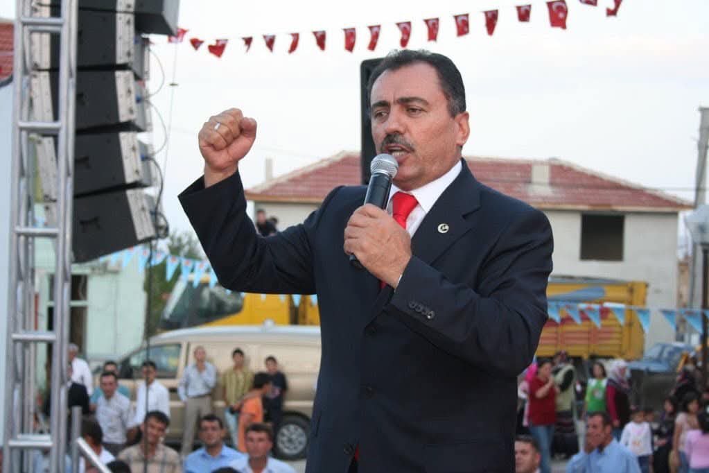 UDlger's tweet photo. “Evet adım Muhsin Yazıcıoğlu, bende ve arkadaşlarımda döneklik olmaz!” 🇹🇷 https://t.co/wVoJIOy75W