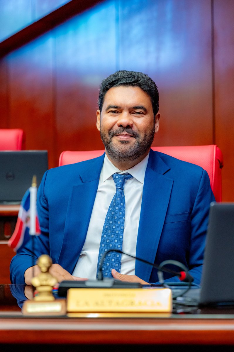 A la Comisión de Desarrollo Municipal y Organizaciones No Gubernamentales el Proyecto de Ley Orgánica de la administración local. Proponente: <a href="/CholitinDuluc/">Rafael Barón Duluc</a>