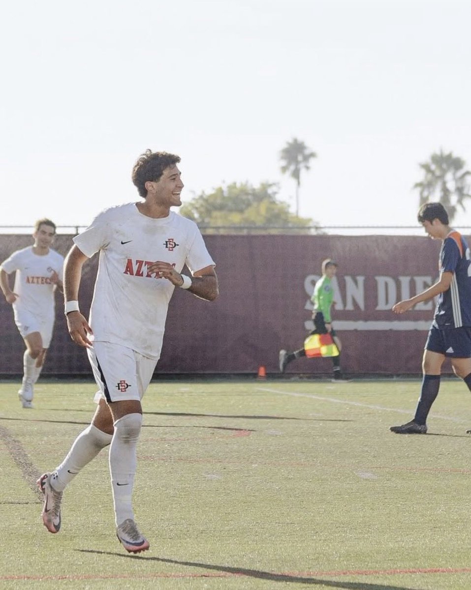 DavisonDistributions tweet media