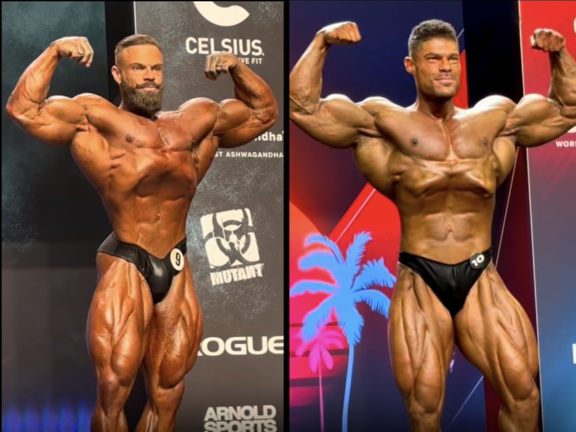 MrOLeaks tweet media