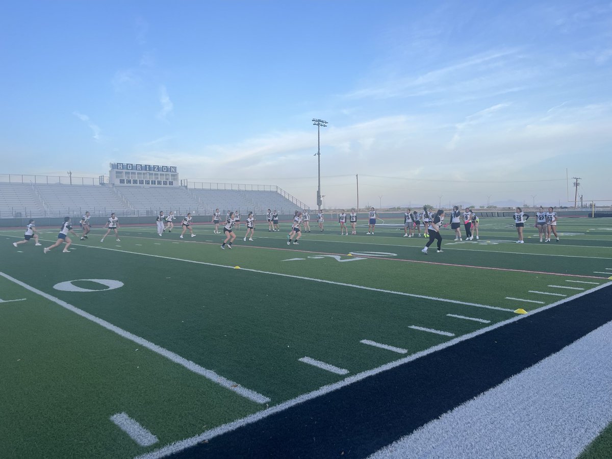 Coach_DQ59's tweet photo. Great morning here at Horizon High School for Girls flag football tryouts! I would like to thank @M_JuarezHHS for giving me the opportunity to help evaluate and coach our lady scorpions!! https://t.co/1B1SWDetWw