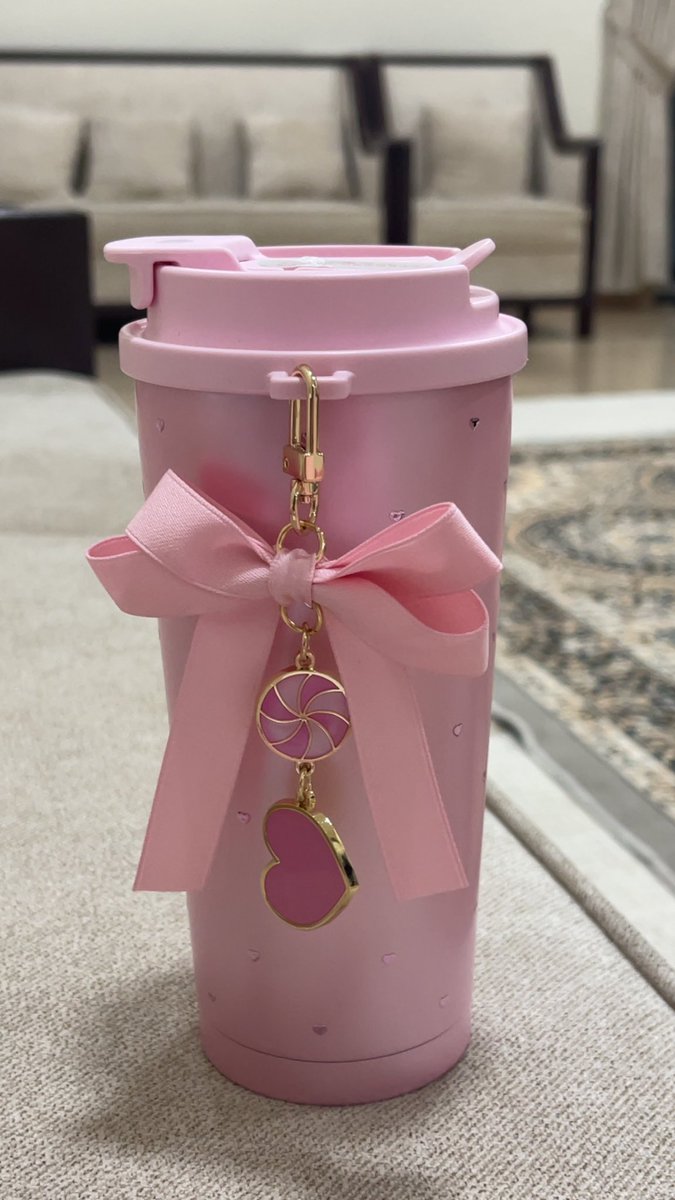 Um Hamda 🤍✨ tweet media