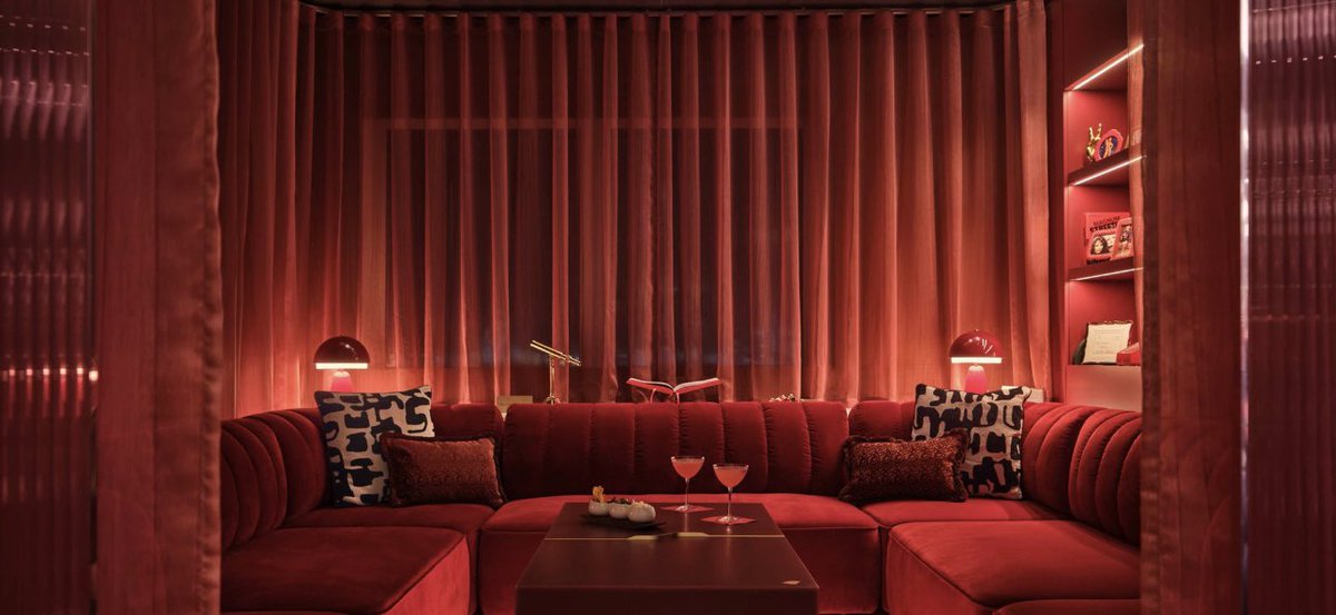 The new <a href="/VirginAtlantic/">virginatlantic</a> Terminal 3 Clubhouse revamp looks pretty stylish. #virgin #travel #London #Heathrow #CelebrityLife #avgeek #style #fashion