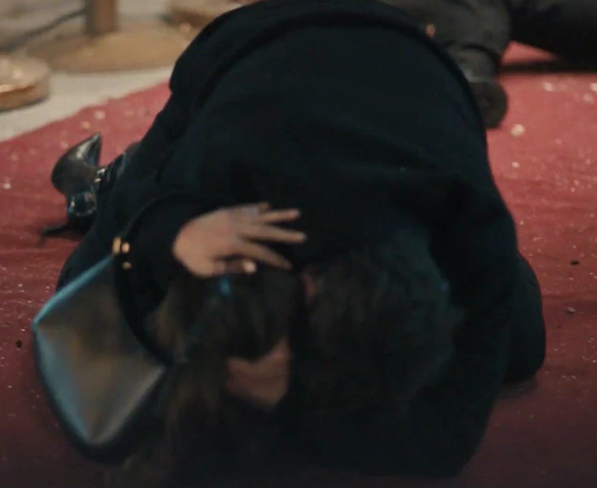 devozkanasigi_ tweet media