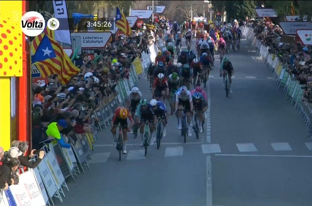 Assemblea Pla de l'Estany tweet media