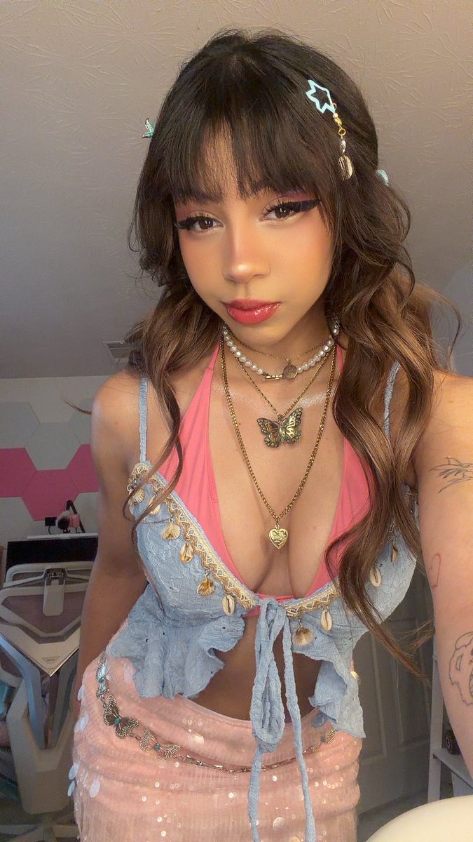 ᧔࿔᧓ ིྀ tweet media