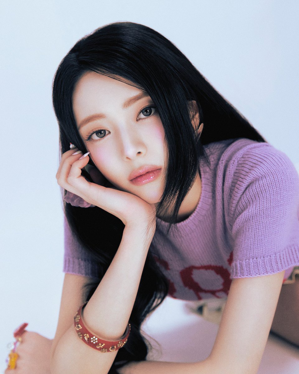 ITZY BASE tweet media