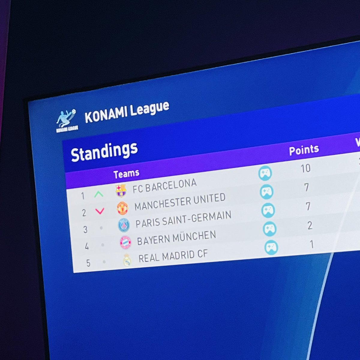 callmehannn tweet media