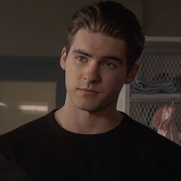 tina★໑̣ tweet media