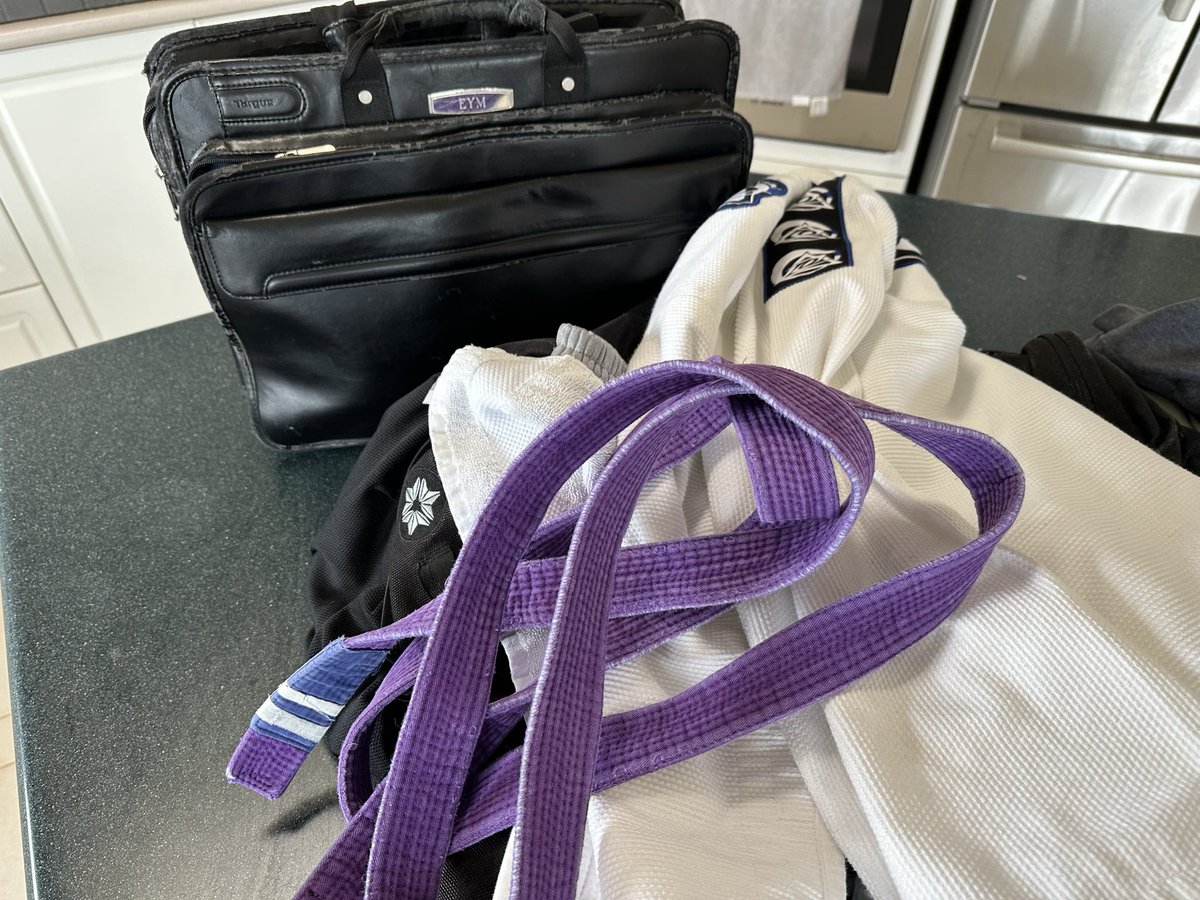 Erik Magraken tweet media